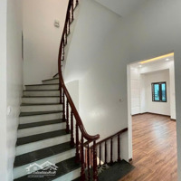 Bán Nhà Mặt Phố Dương Nội Kinh Doanh Đỉnh Sát Trường Đại Học -Diện Tích65M2, 3 Tầng