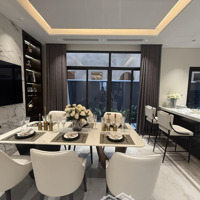Biệt Thự Vip Tây Hồ- Cạnh 5 Trường Học Liên Cấp Quốc Tế- Trước Nhà Là Công Viên Vàtrung Tâm Thương Mạisiêu Lớn