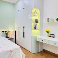Chính Chủ Cần Bán Căn Hộ 83M2 Tại Times City - Giá Rẻ Nhất Thị Trường Chỉ 6.85 Tỷ. Liên Hệ: 0962984823