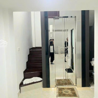 Siêu Phẩm 6 Tầng Thang Máy, Phố Cầu Giấy, Gara Ôtô, Tặng Full Nội Thất 40M2, Giá Nhỉnh 14 Tỷ