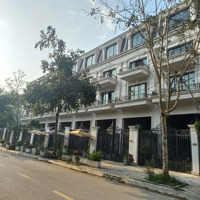 Bán Nhà Phố 100.8M2. Sổ Đỏ Sẵn. Chỉ 175 Triệu/M2. Đường Oto Tránh