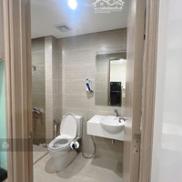 Chỉ 1 Tỷ 8 Căn Hộ Sổ Hồng Công Chứng Ngay Studio Có Ban Công View Thoáng Toà S6.06