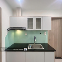 Chỉ 1 Tỷ 8 Căn Hộ Sổ Hồng Công Chứng Ngay Studio Có Ban Công View Thoáng Toà S6.06