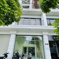 Tôi Cho Thuê Nhà Nghĩa Đô- Cầu Giấy, Thang Máy, Ô Tô Đỗ Cửa, Phù Hợp Mọi Mô Hình.diện Tích70M² X 6 Tầng