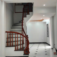 Nhà Mới Kinhkoong 35M2 , 5 Tầng , 4M Mặt Tiền Ngõ Oto Đỗ Ở Di Trạch Hoài Đức Chỉ Có Giá Hơn 5 Tỷ .