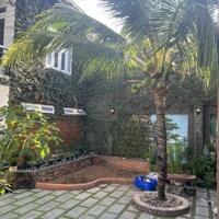 Bán Villa sân vườn mặt tiền đường Hoàng Văn Thái vườn trung tâm thành phố Phan Thiết DT 734m2 Hướng Bắc giá 20 tỷ