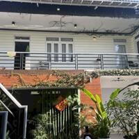 Bán Villa sân vườn mặt tiền đường Hoàng Văn Thái vườn trung tâm thành phố Phan Thiết DT 734m2 Hướng Bắc giá 20 tỷ