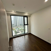 Bán Căn 1 Phòng Ngủ+ View Nội Khu Mas C Tầng Trung. Sẵn Khách Thuê. Giá Bán 3,5 Tỷ Liên Hệ: 0919.452.286