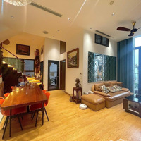 Hàng Độc Lạ Căn Hộ Penthouse Ecopark Hoàn Thiện 3 Tầng Nội Thất Sang Trọng Có 4Phòng Ngủ Giá Bán 8Tỷ700