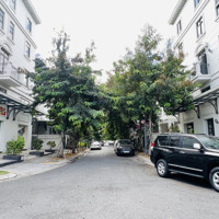 Chủ Bán Nhanh Shophouse Giá Khoảng 162 Triệu/M2 Ngay Mặt Tiền Cổng Lakeview City 111M2 Đất, 350M2 Sàn