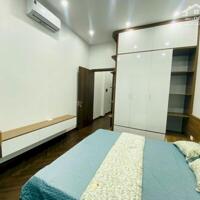 Nhà riêng Hoàng Mai, 5PN, 4 tầng, thang máy, 64m2, ngõ thông, mặt tiền thoáng, Giá 11,8 tỷ
