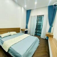 Nhà riêng Hoàng Mai, 5PN, 4 tầng, thang máy, 64m2, ngõ thông, mặt tiền thoáng, Giá 11,8 tỷ