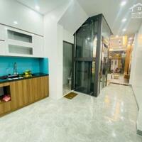 Nhà riêng Hoàng Mai, 5PN, 4 tầng, thang máy, 64m2, ngõ thông, mặt tiền thoáng, Giá 11,8 tỷ