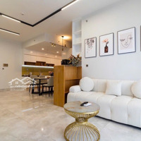 Cho Thuê Căn Hộ 3 Phòng Ngủ 113M2 Cho Thuê Tại Midtown Phú Mỹ Hưng, Q7 Giá Bán 52 Triệu. Lh Lan 0906743166