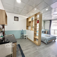 Phòng Ban Công 45M2 Full Nt Khu Sân Bay Bếp Riêng Chỉ 6 Triệu