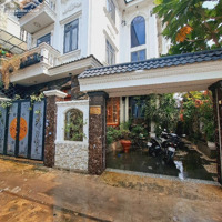 Biệt Thự Mặt Tiền Siêu Đẹpdiện Tích11 X 12M - 3 Tầng - Bà Điểm - Cạnh Bx An Sương Tặng Toàn Bộ Nội Thất