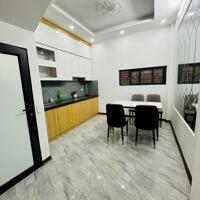 Cho thuê nhà Đại Từ Full đồ 4 tầng x 40m2, 4 ngủ, 12 Triệu Full đồ ở gia đình vào ngay