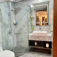 Chính Chủ Bán Gấp Căn Góc, View Hồ 2 Ngủ Vinhomes Skylake Phạm Hùng,Diện Tích72M2, Giá Bán 7,2 Tỷ, Sẵn Sổ