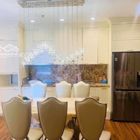 (Chính Chủ) Bán Căn Góc 3 Phòng Ngủ- 2 Vệ Sinh96M2, Ban Công Đông Nam, Nhà Đẹp, Sổ Đỏ 90 Nguyễn Tuân. Giá Bán 8 Tỷ
