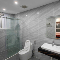 Giá Cực Rẻ !!!! Bán Căn Hộ Sân Vườn Chung Cư 156 M2,3 Pn Phố Nguyễn Chánh,Trung Hòa;O904.760.444