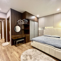 (Chính Chủ) Bán Căn 2 Phòng Ngủ- 2 Vệ Sinh75M2, Ban Công Đông Nam, Nhà Đẹp, Sẵn Sổ Đỏ. Giá Bán 7 Tỷ The Legend