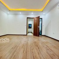 Siêu Phẩm Mặt Phố Nguyễn Khang, 2 Thoáng, Vỉa Hè Đá Bóng, View Sông Thoáng, 82M2X7T,Tmáy Giá 4X Tỷ