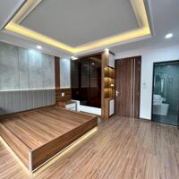 BÁN GẤP NHÀ KHƯƠNG ĐÌNH THANH XUÂN 40m2, 6 TẦNG MẶT TIÈN 4,5m GIÁ  8.9 TỶ
