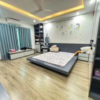 Bán Nhà Tại Lạc Long Quân, Tây Hồ 30M2 X 5 Tầng,Mặt Tiền6M Giá 8,7 Tỉ