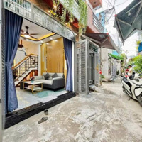Bán Nhanh Nhà Đinh Tiên Hoàng - Bình Thạnh 2 Lầu, Hẻm 6 M, Cho Thuê 18 Triệu/Tháng. 64M2