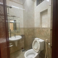 Cho Thuê Nhà Nguyên Căn, Nvc (5X11,5)M Giá Chỉ 12 Triệu