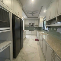 Cho Thuê Biệt Thự Đơn Lập Khu Cảnh Đồi Khu Phố Nam Long3 Phú Mỹ Hưng Quận 7. Em Nga Giữ Key