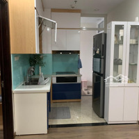 Cho Thuê Căn Hộ A10 Nam Trung Yên, Tầng Cao 65M2, 2 Ngủ, Đầy Đủ Nội Thất