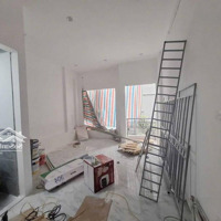 Bán Ccmn - Dươngquảng Hàm - 55M - 6 Tầng 11 Phòng Khép Kín - Thang Máy - Doanh Thu Ổn Định - 13.7Ty