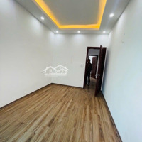 Bán Gấp Nhà Vũ Tông Phan, Thanh Xuân Ô Tô Qua Nhà, Giá Nhỉnh 9 Tỷ. 36M2, 5 Tầng, Vị Trí Kinh Doanh