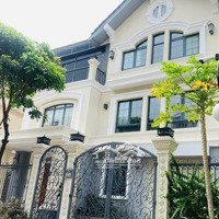 Cho Thuê Biệt Thự Phú Mỹ Hưng Nhà Đẹp, Nội Thất Cao Cấp