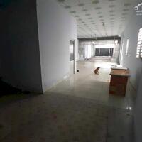 Cho thuê nhà trệt mặt tiền đường phạm hùng, gần chợ cái răng