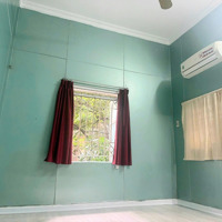 Chính Chủ Cho Thuê Nhà Tập Thể In Ngân Hàng 60M2 Ngay Gần Phố Tôn Đức Thắng - Quận Đống Đa - Hn