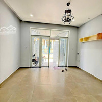 Cho Thuê Nhà 2 Lầu Giá Bán 12 Triệu/ Tháng, P. Btt Tp Thủ Đức