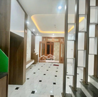 Nhà 5 Tầng Đông La, Cách 1 Nhà Ra Oto Tránh Liên Xã. Chỉ Hơn 3 Tỷ. Liên Hệ: 0981145087