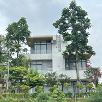 Tôi Cần Bán Ngay Biệt Thự Nghỉ Dưỡng 350M2 Mặt Hồ Tại Legacy Hòa Bình, Giá Bán 6,9 Tỷ Có Thương Lượng