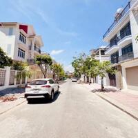 Biệt thự KDC xây dựng 5 gần the global city giá chỉ 1/2