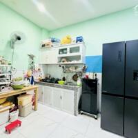 Nhà 2 tầng, chỗ đậu ô tô Âu Cơ, P.9, Tân Bình, 4.35 tỷ