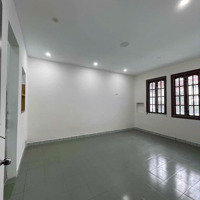 Cho Thuê Mặt Tiền Nguyễn Văn Thủ, P. Đa Kao, Q. 1 - 6X20M - 1 Lầu