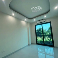 Bán Nhà Riêng 35M2 Tại Phố Xốm, 5,95 Tỷ, 6 Phòng Ngủ 4 Vệ Sinh Lô Góc, Ô Tô Tránh Đỗ.