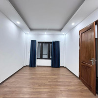 Chính Chủ Vay Bank Giảm 400 Triệu, Cổ Nhuế 30M2, 5 Tầng Thoáng Mát - Cách Chỗ Ô Tô 20M - 6Tỷ