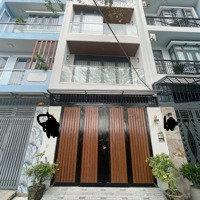 Bán Gấp Nhà Đường Lạc Long Quân. Phường 5. Quận 11. Giá Bán 2 Tỷ 990. Sổ Riêng. Liên Hệ: 0904430105