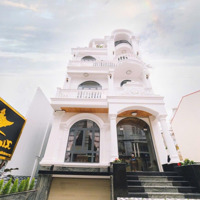 Bán Villa Nghỉ Dưỡng Trong Khu Vực Cao Cấp Đường Lý Nam Đế, P8, Tp Đà Lạt
