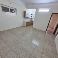 Cho Thuê Căn Hộ Tại Tòa B3D Nam Trung Yên, Cầu Giấy, Trung Hòa, Hà Nội. Diện Tích: 80M2, Gồm 3Pn