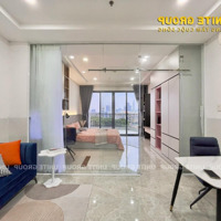 Căn Hộ Dịch Vụ 1 Phòng Ngủ 60M2 Ban Công View Sông Trần Xuân Soạn, Gần Lotte Mart Sát Q4 Q8