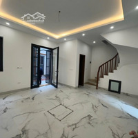 Đường Láng, Đống Đa Lô Góc - 2 Mặt Ngõ - 5M Ra Phố.
 Diện Tích: 62M2 Xmặt Tiền7M X 5Tầng (12 Tỷ Tlcc)
